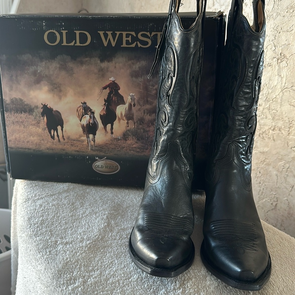 NWT Old West Black Leather Snip Toe Cowgirl Boots